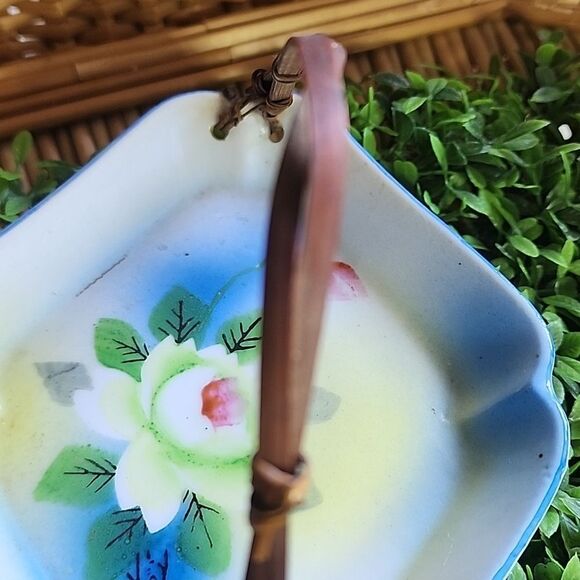 Vintage 1940 Handpainted Floral Souvenir Trinket Tray With Handle - Picture 5 of 10